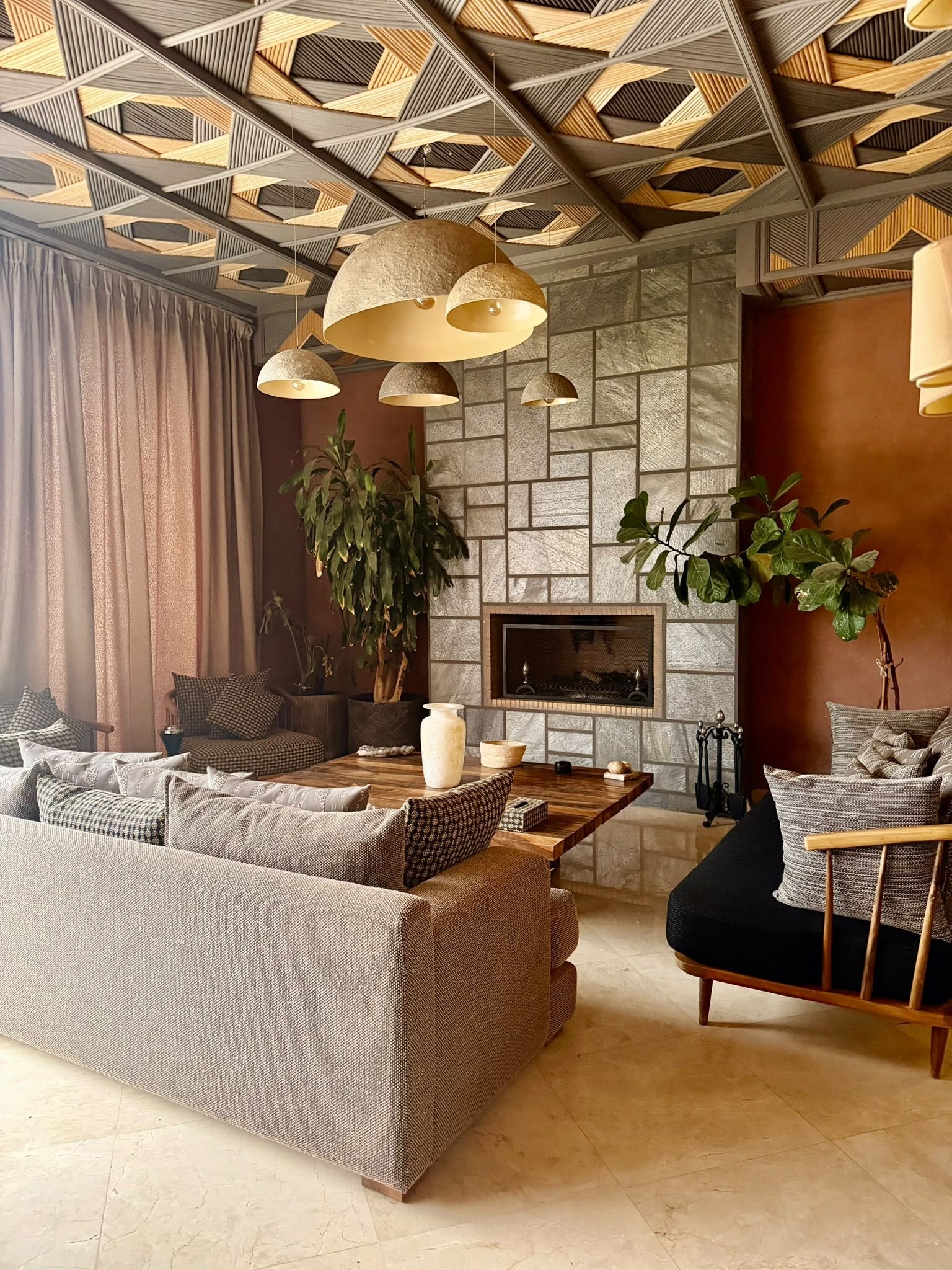 Le grand salon de La Maison HapsatouSy Marrakech